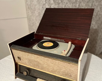 FULL WORKING 1950s valve radio turntable