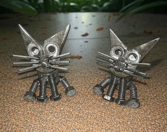 Escultura de gato de acero soldado: Arte en acero americano