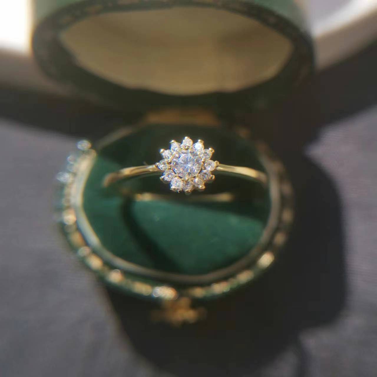 Flower diamond ring - Etsy 日本