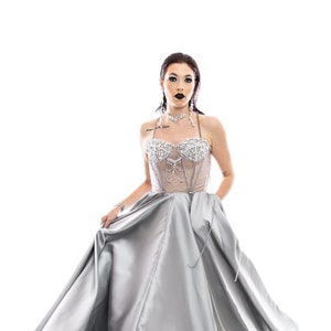 Ball Gown fitted hand beaded bodice with silk Mikado double circle skirt, chains and crystals, skirt can be made shorter with the chains zdjęcie 1