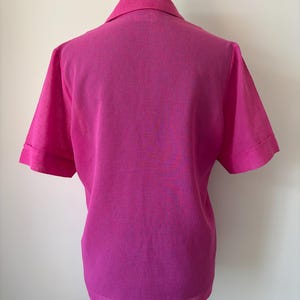 Chemisier Talbots Femme – Taille S – Rose Vif – Manches Courtes – Col En V