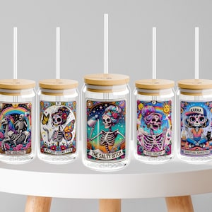 Benutzerdefinierte Tarot Karte Eiskaffeetasse, Glasbecher, 16 Unzen Glastasse, Bierdose Glas mit Deckel und Strohhalm, Brautjungfer Partyvorschlag, Geschenk für Sie