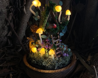 Bonita lámpara de noche con forma de ciervo y hongo, mariquita y casa del árbol, hecha a mano, con forma de hongo brillante, decoración del bosque para el hogar, regalo único de cumpleaños y Navidad.