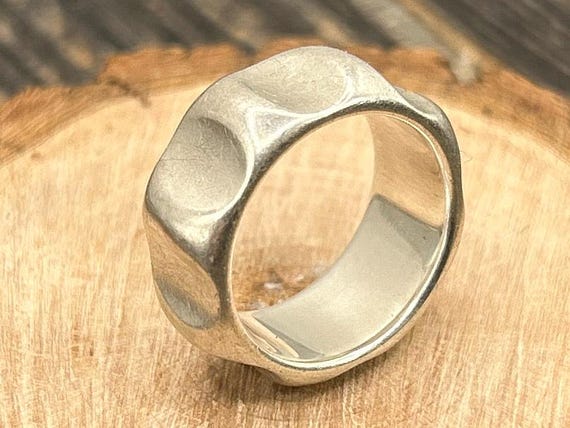 Tiffany & Co Paloma Picasso Sterling Silver Wide Grooved Band Ring
