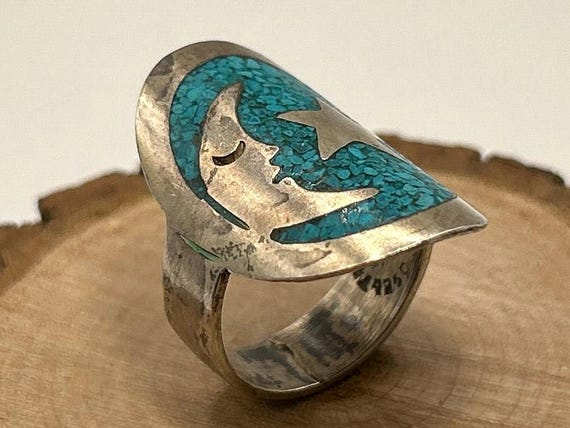 Vintage Taxco Sterling Silver Turquoise Chip Inlay Moon and Star Ring Size 8