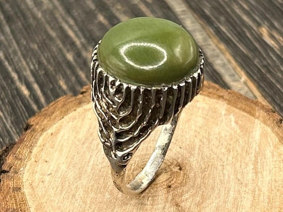 Mid-Century Modern Sterling Silver Men's Ring with Olive Green Cabochon, Size 11 1/4, Brutalist Textured Band