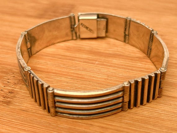 Vintage Mexican Sterling Silver Hinged Bracelet, 6 3/4" Length, Fits 6 1/2" Wrist, 34.3 Grams