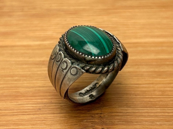 Vintage Navajo Sterling Silver Malachite Ring by B. Chapo, Feather Design, Size 10, Excellent Patina