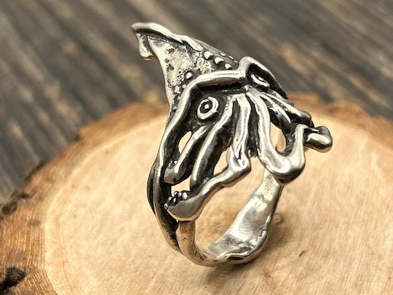 Kraken Gothic Sterling Silver Ring, Nautical Mythology Jewelry, Cthulhu Sea Monster Size 8 1/4