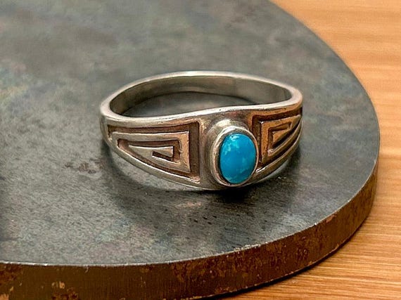 Superb Vintage Native American Navajo Candelaria Turquoise Sterling Silver Cast Bracelet Superb Vintage Native American Navajo Candelaria Turquoise Sterling Silver Cast Bracelet