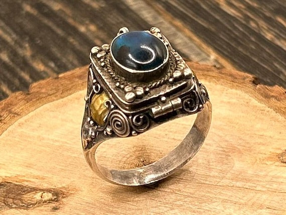 Vintage Sterling Silver Poison Ring with Locket, Ornate Swirls, and Labradorite-Like Gemstone