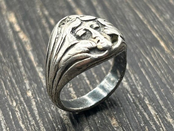 Vintage Sterling Silver Art Nouveau-Style Face Ring - Mystical Woman Motif - Unique Statement Jewelry - Size 6 1/4 - 9.66 Grams