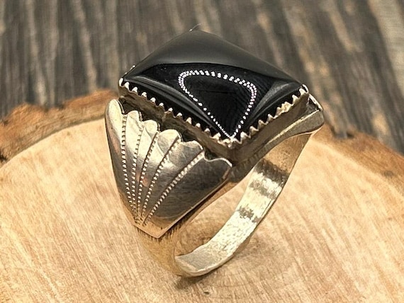 Stunning Vintage Sterling Silver Onyx Statement Ring, Size 10, Marked JCY