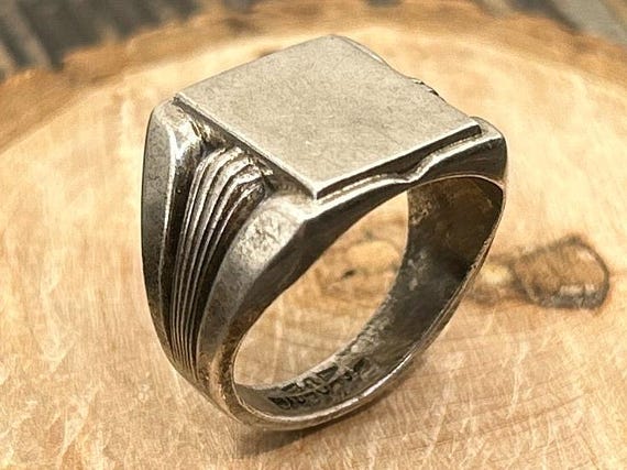 Vintage Sterling Silver Signet Ring, Classic Rectangle Design, Size 8, 9.9 Grams, Maker's Mark