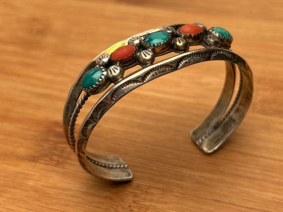 Vintage Native American Navajo Turquoise Coral Sterling Cuff Bracelet E CLAW