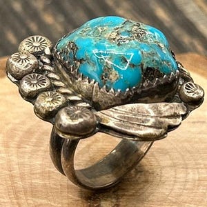 Vintage Navajo Boulder Turquoise Sterling Silver Ring, Size 6 1/4, Unsigned, Southwestern Jewelry