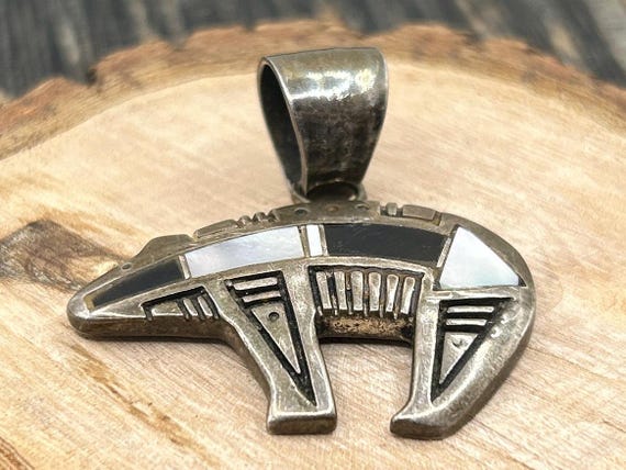 Zuni Sterling Silver Bear Pendant with Mother of Pearl & Onyx Inlay, Signed by Artist