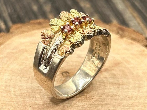 Vintage Coleman Black Hills Gold Sterling Silver Ring Size 9 with Garnet Accents