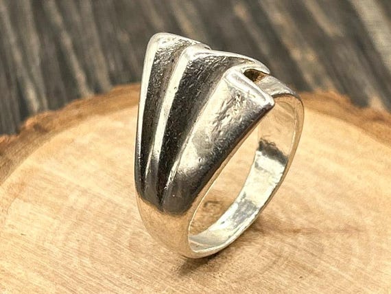 Handcrafted Sterling Silver Abstract Wave Ring, Size 7.75