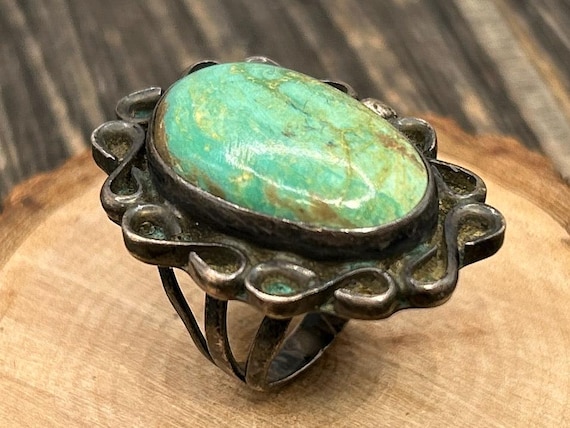 Vintage Southwestern Turquoise Ring Sterling Silver Split Shank Old Pawn Style