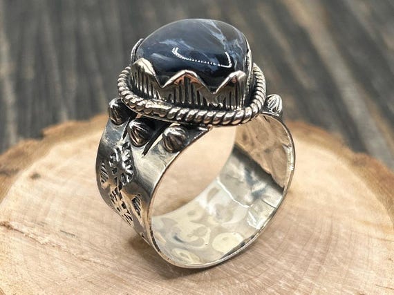 Native-Inspired Sterling Silver and Blue Gemstone Ring, Size 11 1/4, 3-Prong Shank with Spikes, Southwestern Style, Statement Ring