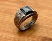 Vintage Uncas Mfg. Co Sterling Silver Hematite Arrow Ring - Mid-Century Native-Inspired Design