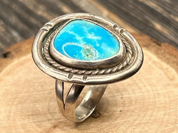 Vintage Navajo Sterling Silver Turquoise Ring Size 7.25 Signed RC Rose Castillo Shadowbox Setting