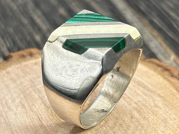 Mexico Sterling Silver Malachite and Mother of Pearl Inlay Men's Signet Ring Vintage