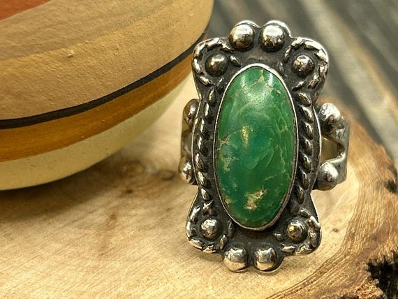 Exquisite Vintage Native American Sterling Green Turquoise Ring, Size 6.75