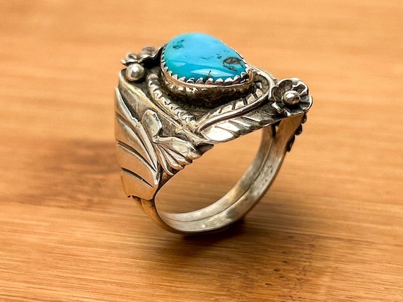 Unique Vintage Navajo Native American Turquoise Sterling Silver Ring – Eagle Feather Design