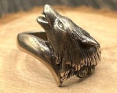 Sterling Silver Howling Wolf Head Ring, Size 7 3/4, Detailed Animal Spirit Jewelry, 925 Silver, S|M Maker's Mark