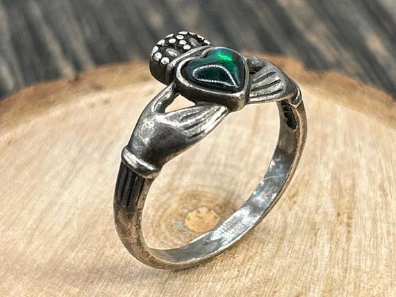 Vintage Wheeler Sterling Silver Green Paua Shell Claddy Ring