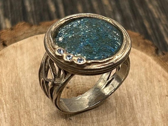 Vintage Israel Sterling Silver Roman Glass Ring Size 8.25 Openwork Filigree Band