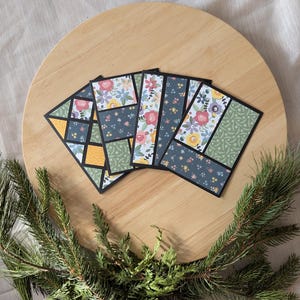 Cartes de voeux vierges faites main | Toutes les occasions | Jeu de 4 cartes personnalisables avec enveloppes | Fleurs bleues, vertes et jaunes