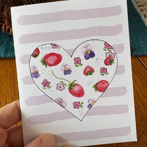 Carte de voeux toutes occasions coeur fraise