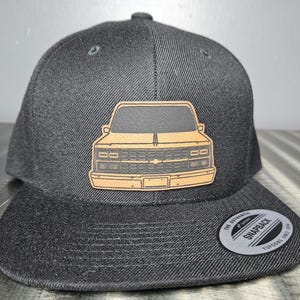 1980er Chevy C10 Laser graviert - Wählen Sie Ihren Hut - Anpassen