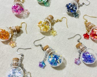 Pendientes de poción mágica / lindas joyas de bruja / pendientes de Halloween / pendientes de botella de poción de mago / pendientes personalizables / accesorio de cosplay