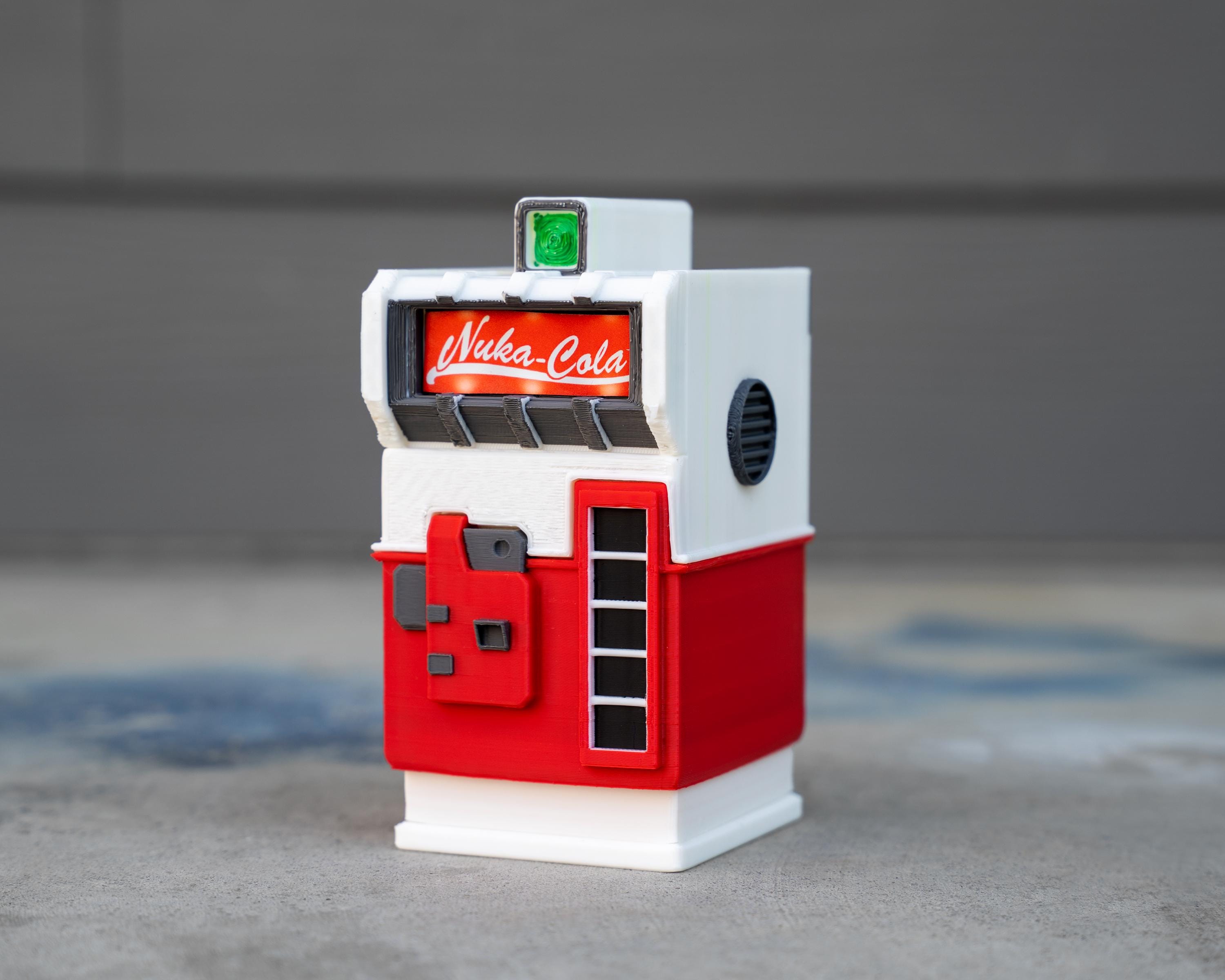 MTG フォールアウト デッキボックス – ヌカ・コーラマシン版 | 統率者