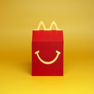 Happy Meal Deck Box | MTG Card Holder for 160 Cards | Magic the Gathering Gift & Collector Storage