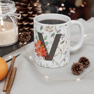 Regalo de taza de nombre inicial para amigos, regalo de taza de café para ella, regalo de dama de honor, regalo del Día de las Madres para ella