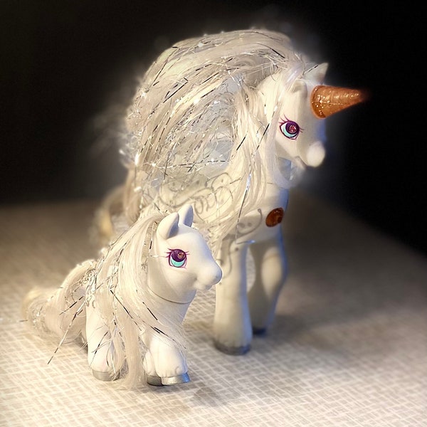 little pony G2 RARE baby swirly et diamond glow