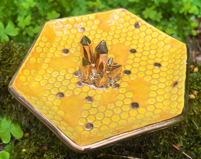 Honeycomb Dish