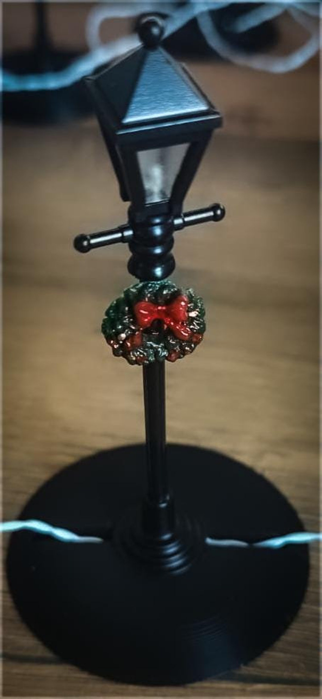 Lemax 8 X 64500 Battery Operated 4.5 V Gas Village Lights - View #3