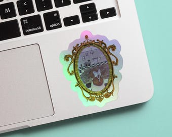 Halloween heksenholografische sticker, pastel gothische holografische sticker, griezelige schattige spookkunst voor dagboek, laptop of esthetische planner