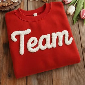 Customized Chenille YARN EMBROIDERED Sweatshirt Game Day Fuzzy Letter,Team Spirit Shirt,Football Moms,Chenille Patch Sports Team Sweatshirt