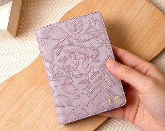 Embossed Purple Flower Leather Kindle Case, Personalized Kindle Paperwhite 12th Gen 7" / All New Kindle 2024 11th Gen 6" Cover, Gift for Her