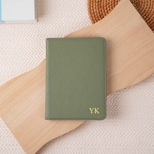 Personalized Green PU Leather kindle case with Hand Strap and Stand, Paperwhite 12th 7&#39;&#39; Case,Kindle 11th 6&#39;&#39; Case 2024, Back to School Gift