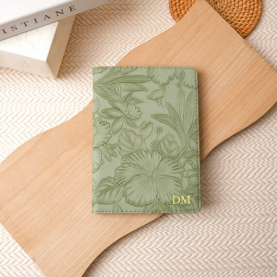 Retro Green Flower Leather kindle case, kindle paperwhite 12th 7'' case, personalization Kindle Case, All new kindle 6'' 2024 11th case
