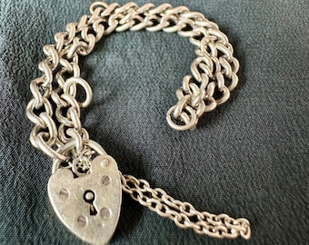 Vintage sterling silver curb link charm bracelet - Birmingham hallmark