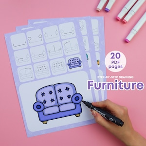 Puede incluir: Un conjunto de 20 páginas PDF imprimibles con instrucciones paso a paso para dibujar muebles. La imagen muestra una mano dibujando un sofá morado con un marcador negro.